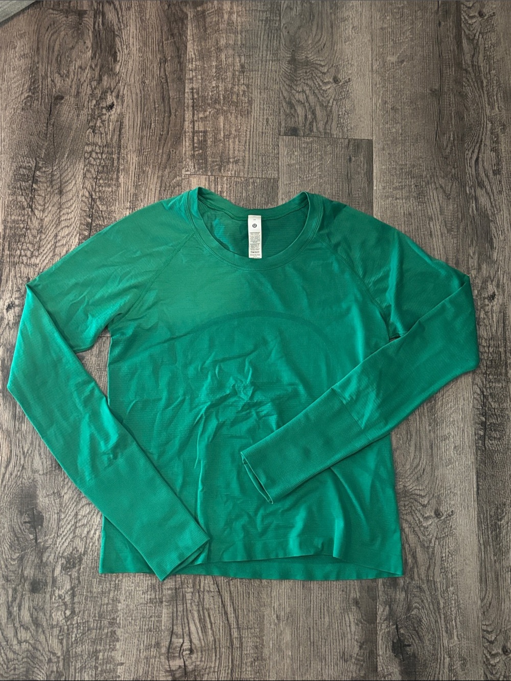 Lululemon Swiftly Tech Long Sleeve - Waist Length - Green - Size 10